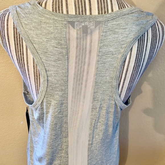 NWT Bebe Top Medium Grey Sleeveless Bebe Logo Mesh Stripe Design Rayon Spandex - Picture 6 of 13